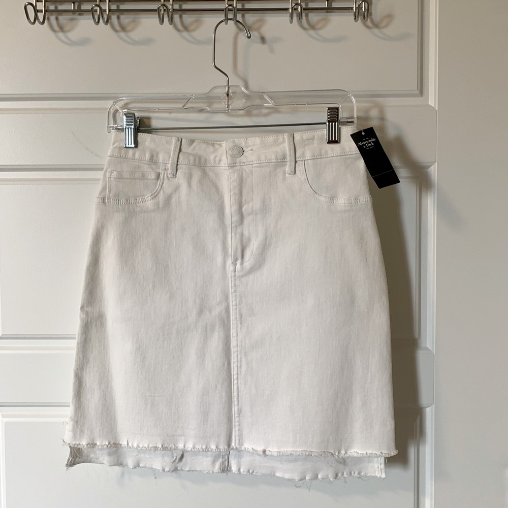 A&F White denim skirt